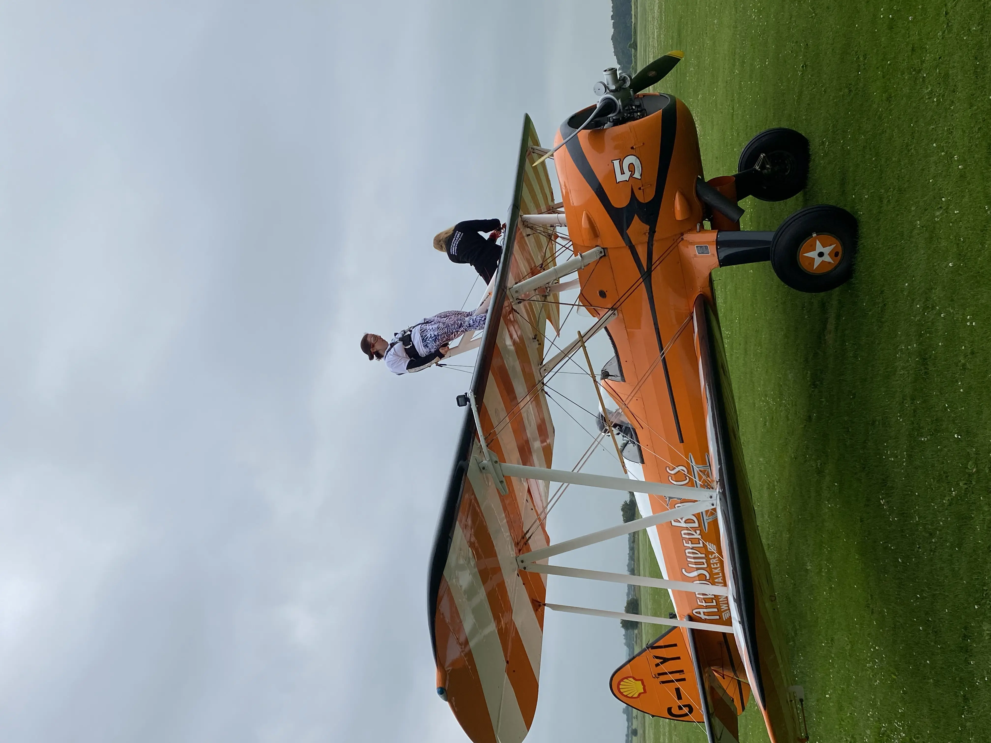 Woking funeral director raises £1000 for local hospice