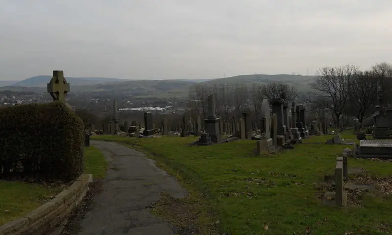 Private UK cemetery operator welcomes government decision on child graves