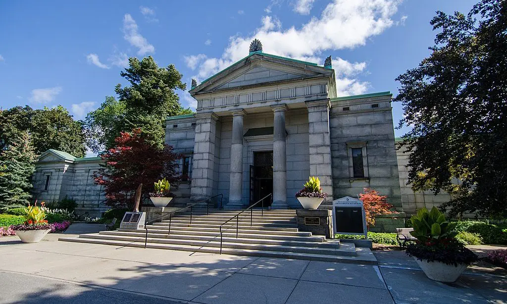 Cemeteries around the world –  Mount Pleasant Cemetery