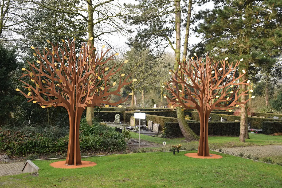 Living on through memorial trees