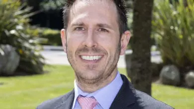 Guiding mourners sensitively through services