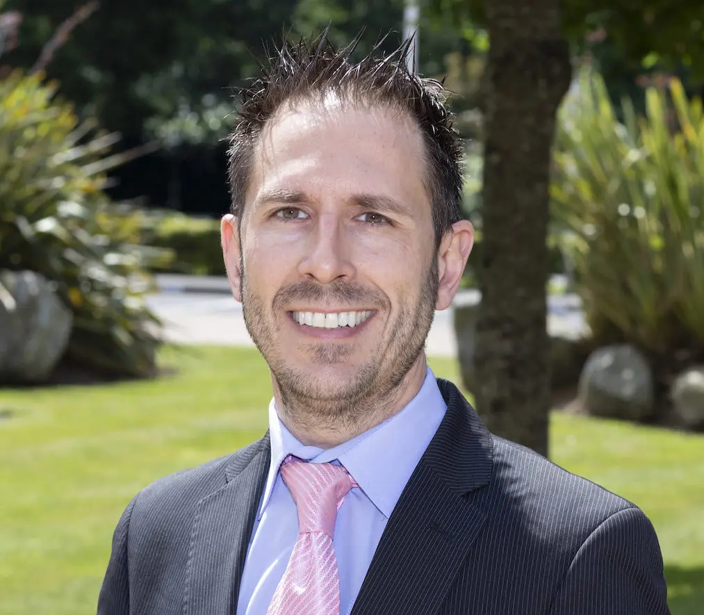 Guiding mourners sensitively through services