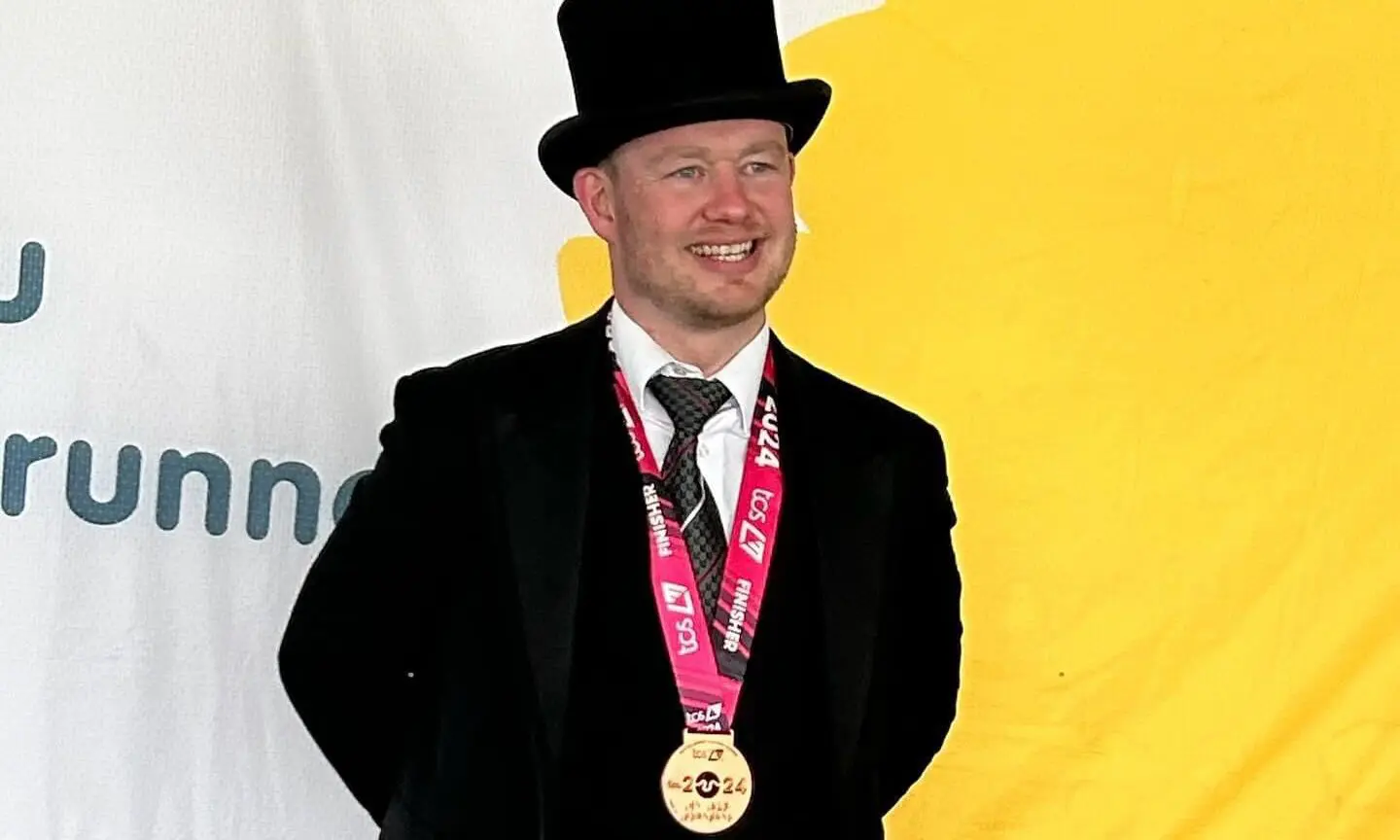 Funeral director raises £7k for Hospice UK in London Marathon