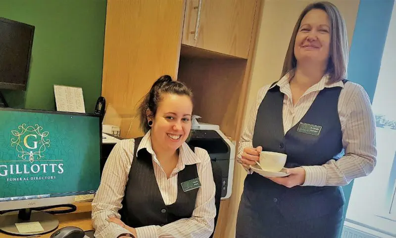 Notts funeral firm celebrates its sister act