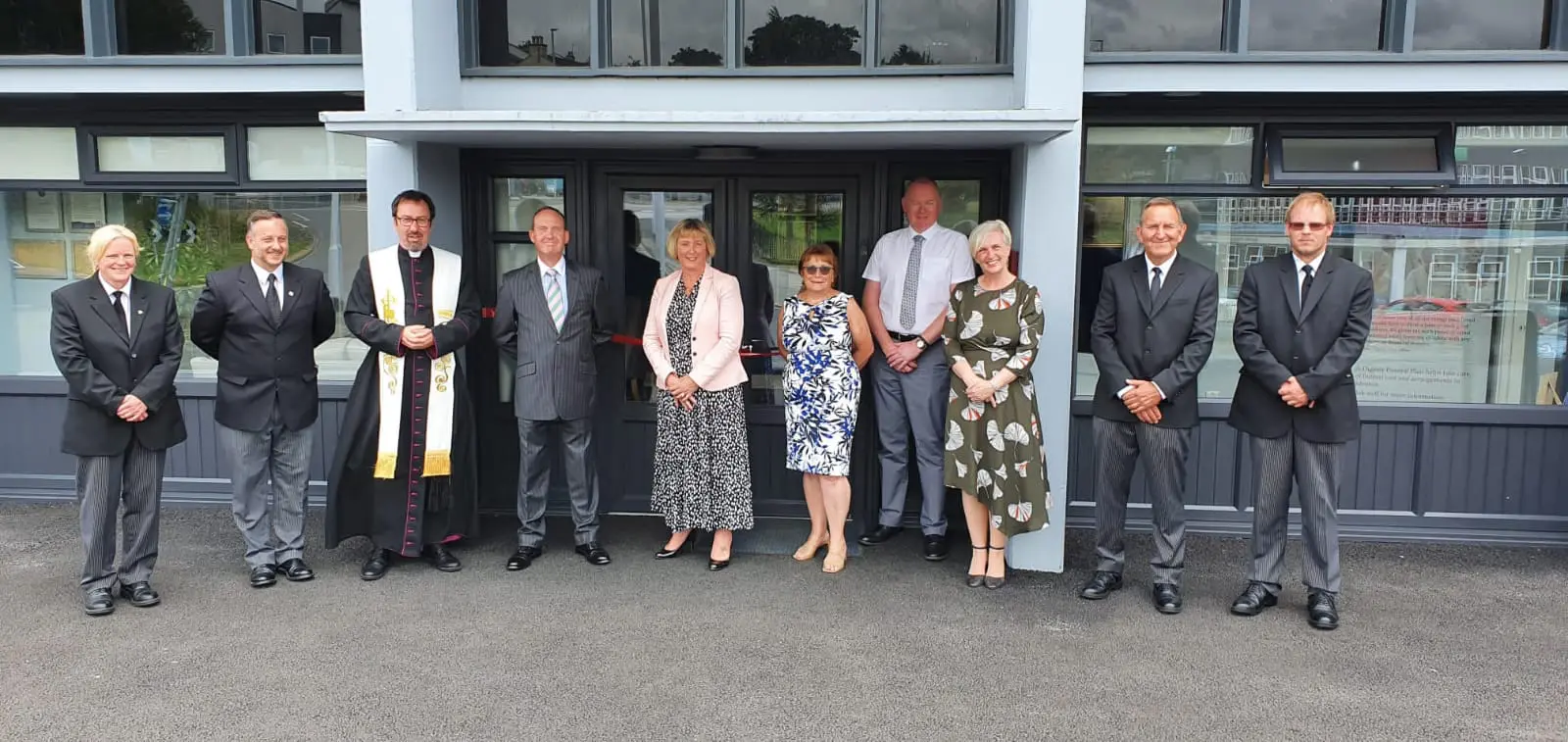 Earl of Plymouth celebrates refurbishment with re-opening ceremony