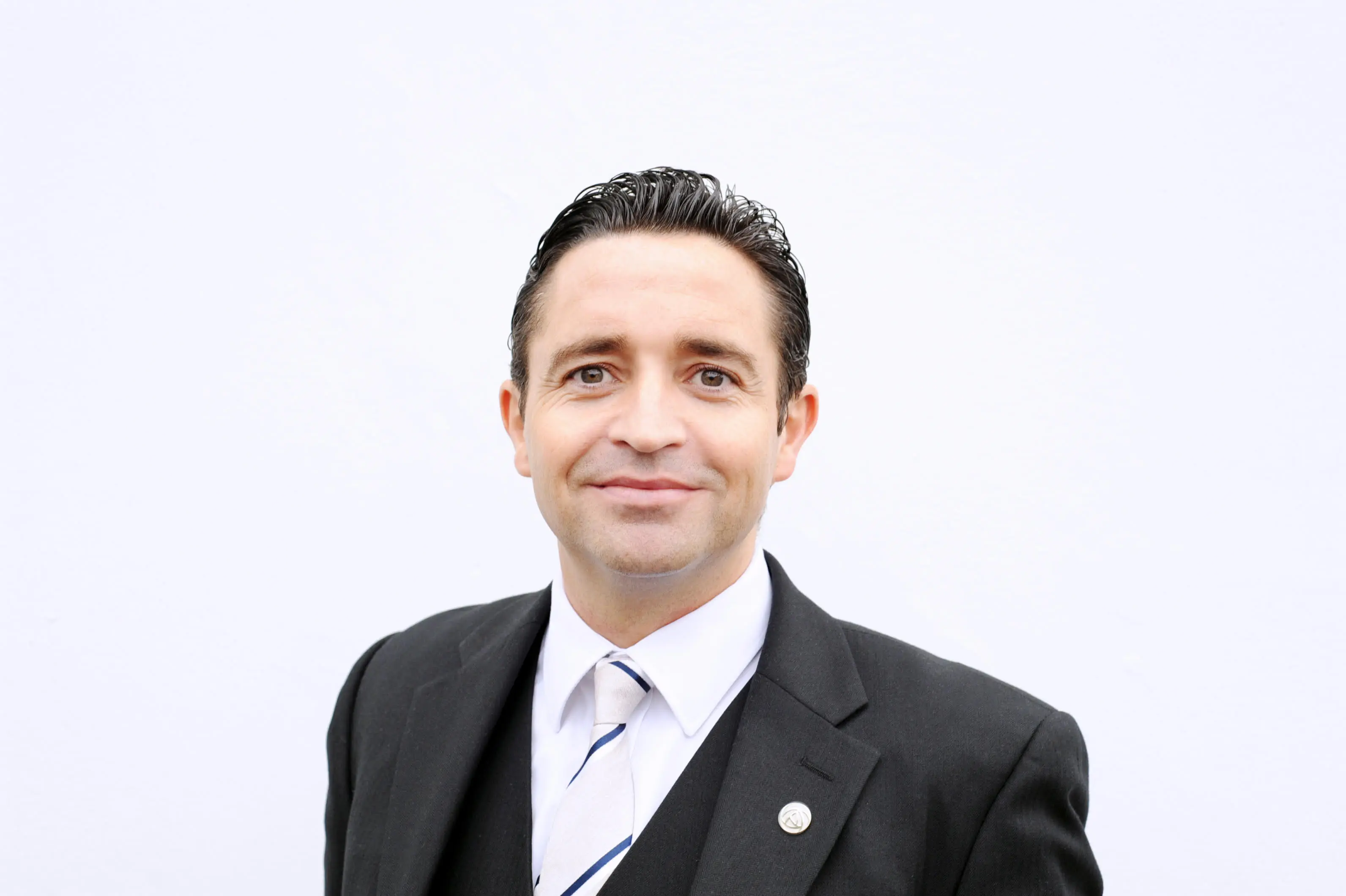 Coles Funeral Directors opens new Llandaff branch