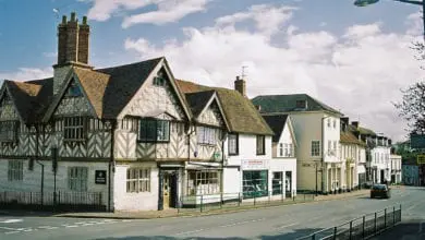 Town protests funeral parlour plan