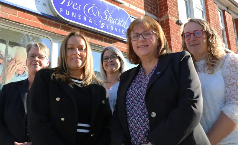 Parkstone funeral director expands team after investment