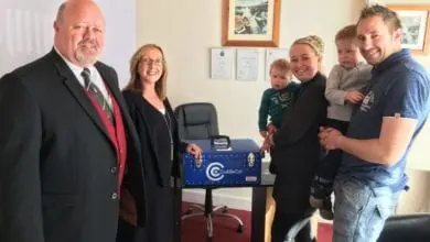 Daren Persson Funeral Services receives cuddle cot donation