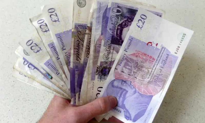 Funeral crowdfunding platform expands to UK