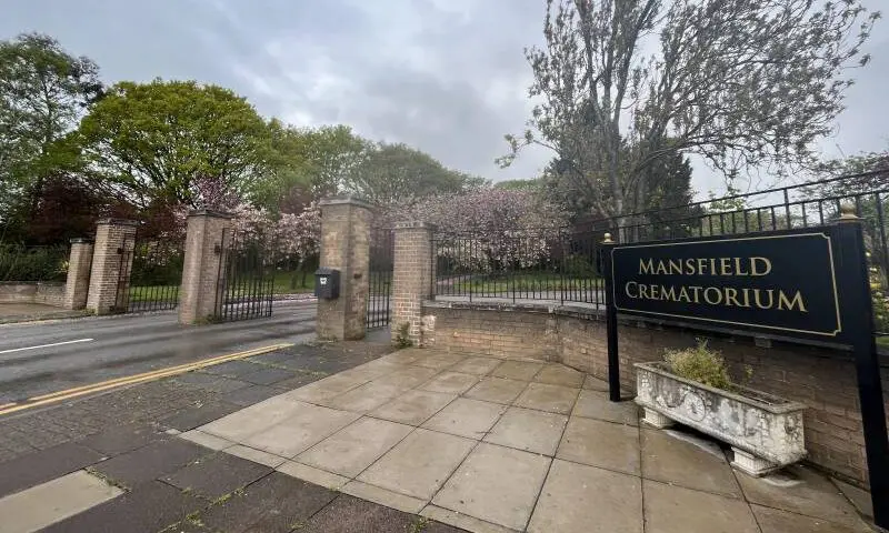 Mansfield Crematorium hosts Mother’s Day Memorial Service