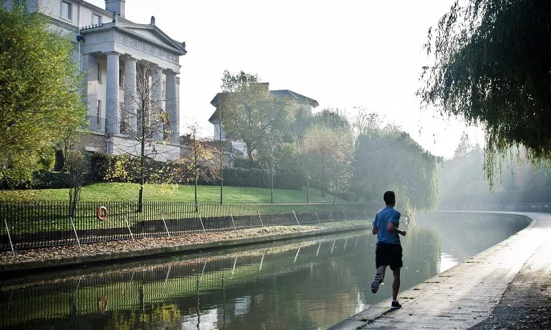 Berkshire funeral parlor raises £10k for charity despite Covid-19 disruptions