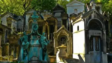 Cemeteries around the World: Pere Lachaise