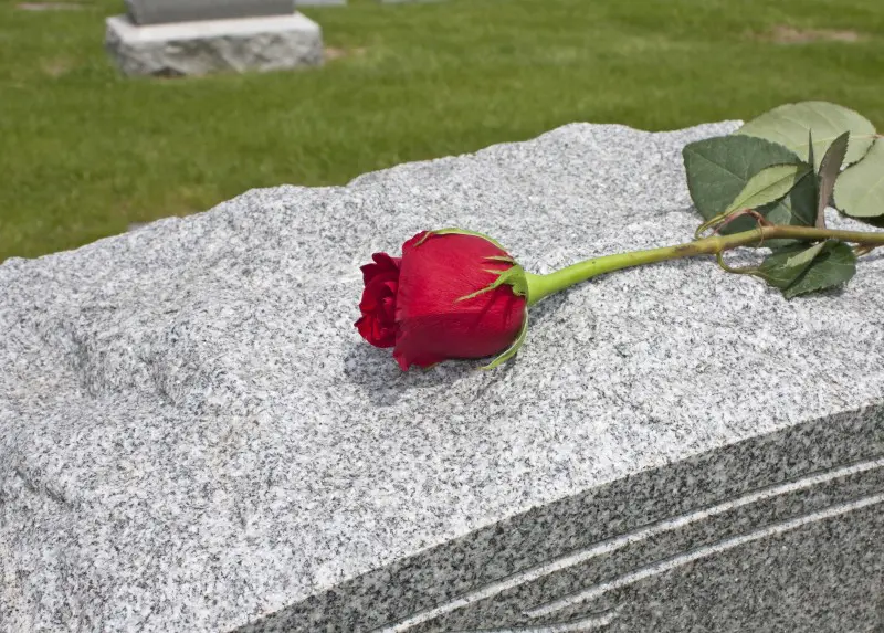 MPs call for reform to tackle funeral poverty