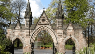 Deceased Online expands its database