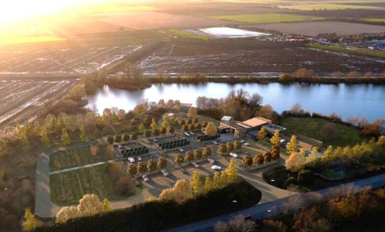 Cambridge council signs contract for new bereavement centre