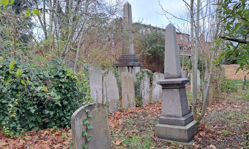 Jewish cemetery to begin restoration project amid £190k grant