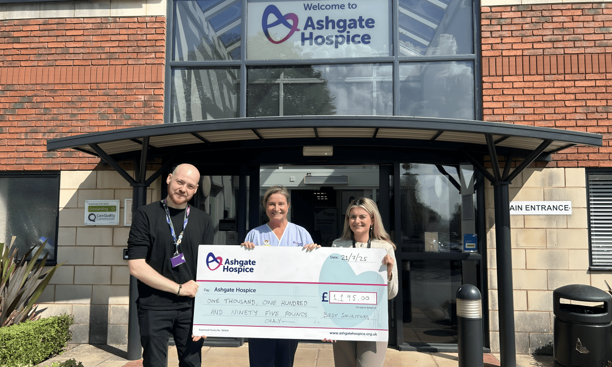 Best Solicitors raises £1,195 for hospice with will writing offer