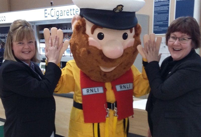 Somerset funeral home raises over £1,000 for the RNLI