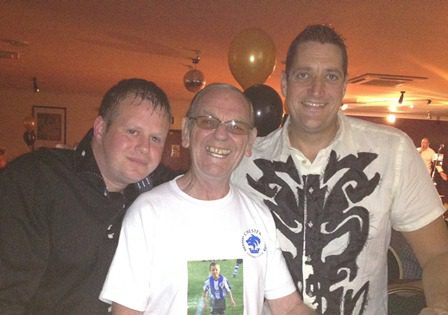 Knox &amp; Son hosts charity cabaret night