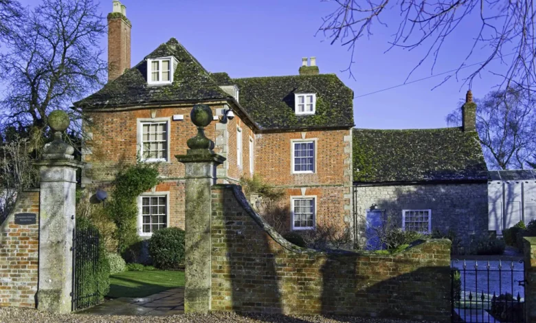 Hillier Funeral Service opens new branch in Royal Wootton Bassett