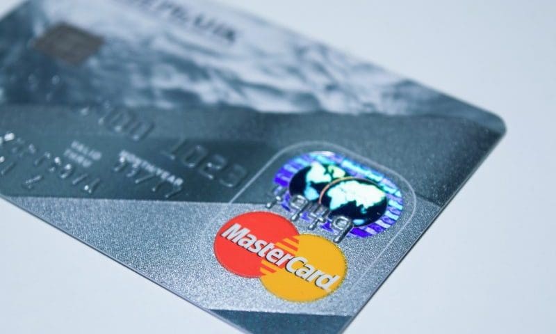 New credit card uses fingerprints